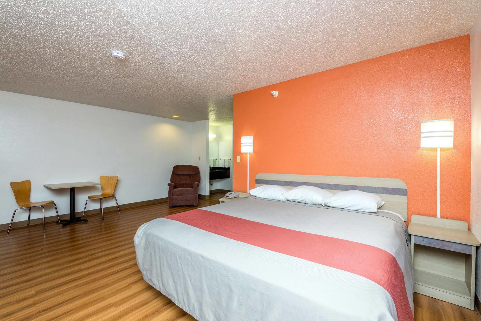Motel 6-Waterloo, Ia 외부 사진