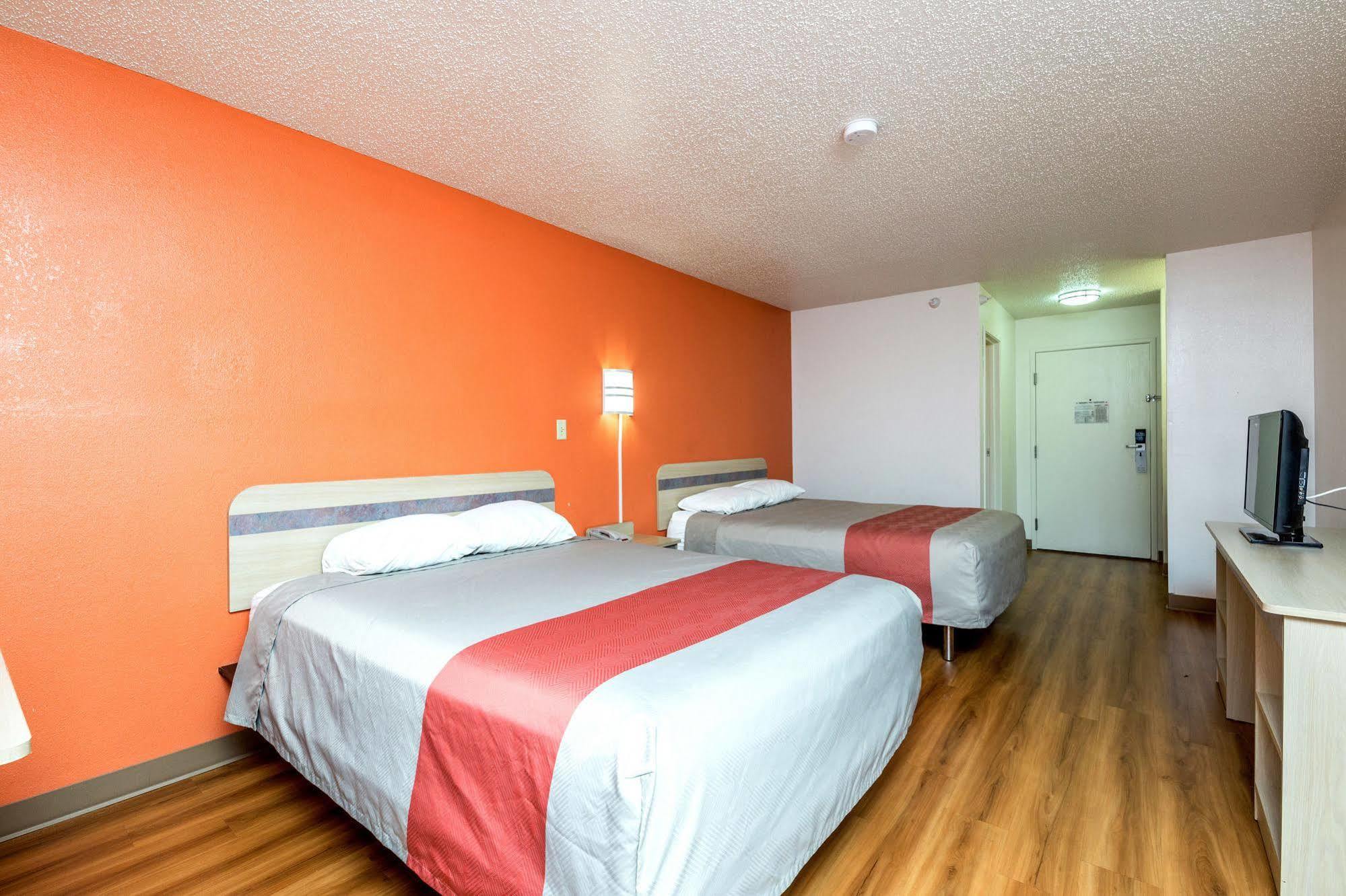 Motel 6-Waterloo, Ia 외부 사진