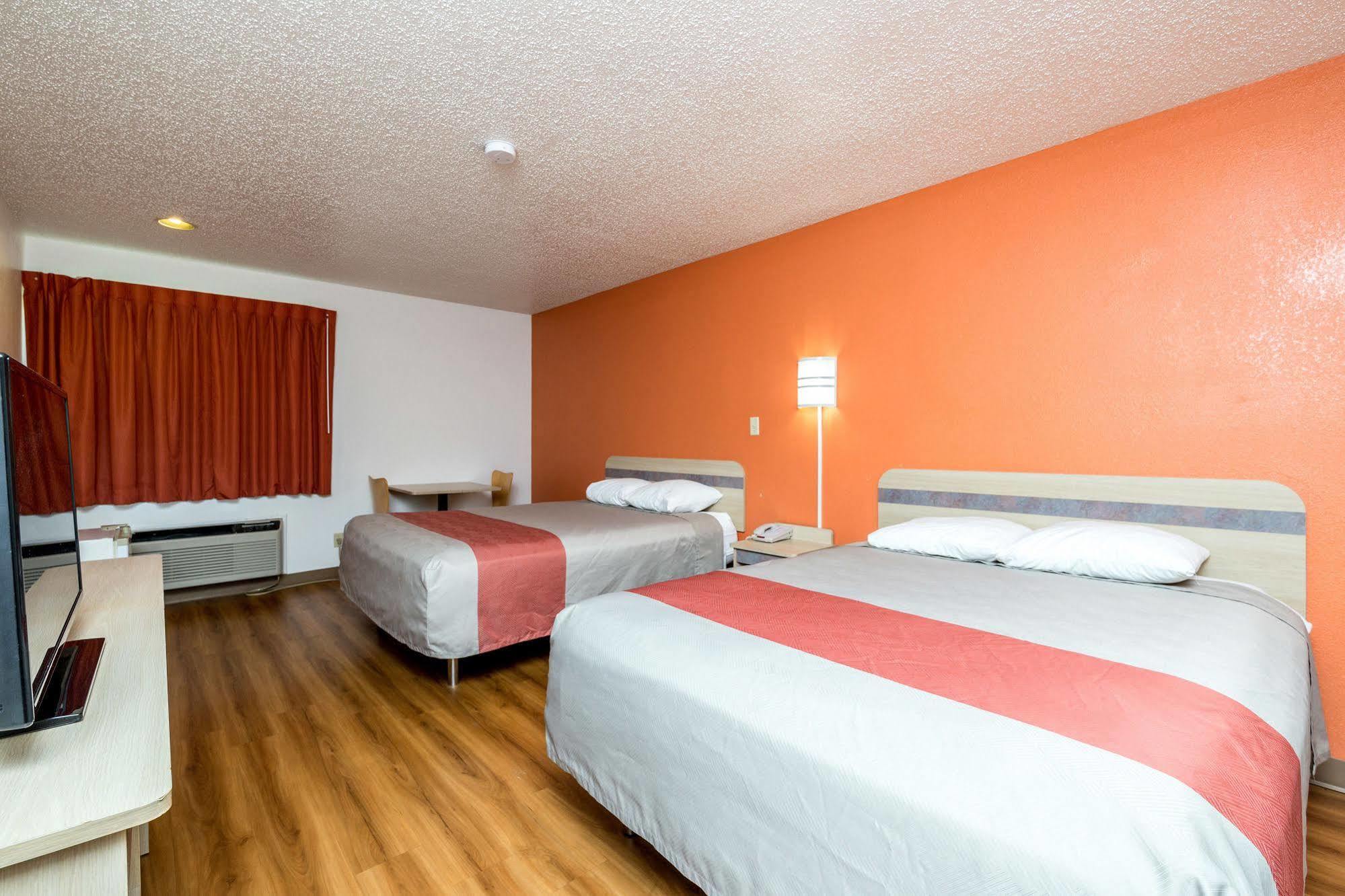 Motel 6-Waterloo, Ia 외부 사진